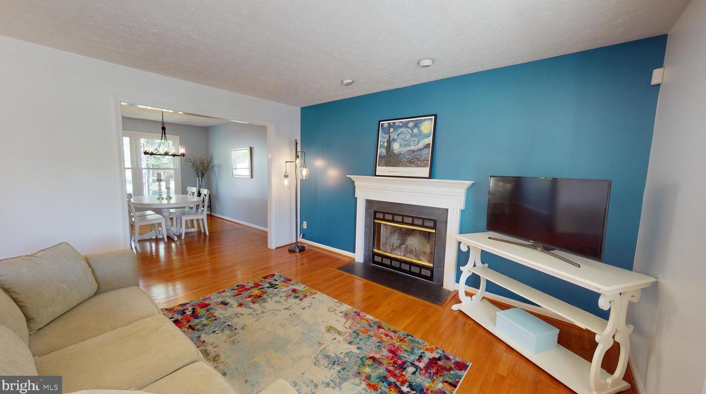 116 Theresa Dr, Stafford VA  22554-7900 exterior