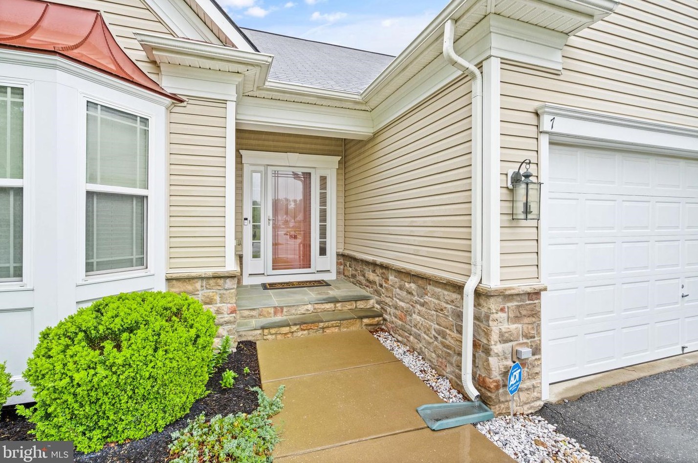 7 Aster Ln, Stafford VA  22554-5044 exterior