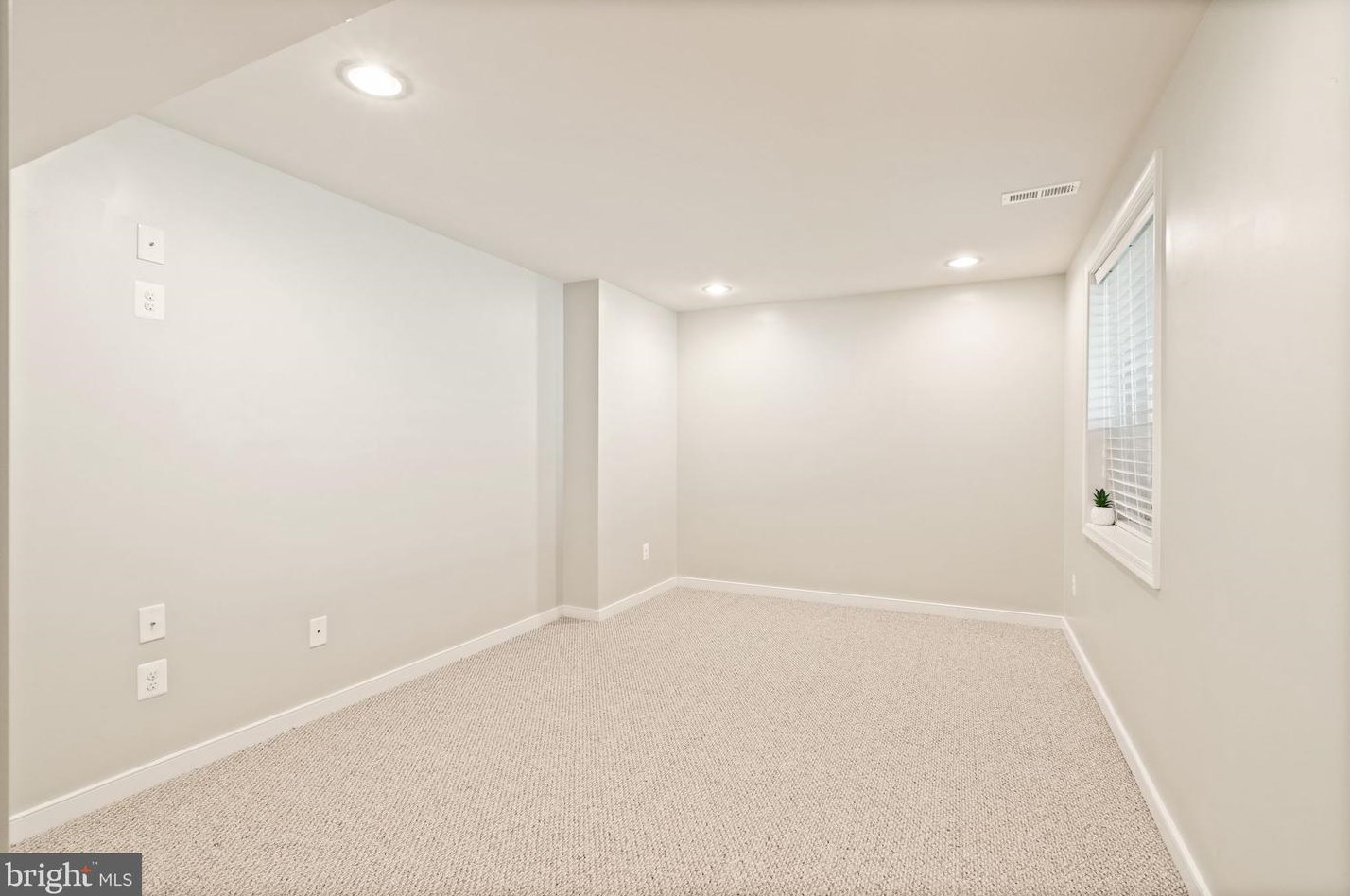 7 Aster Ln, Stafford VA  22554-5044 exterior