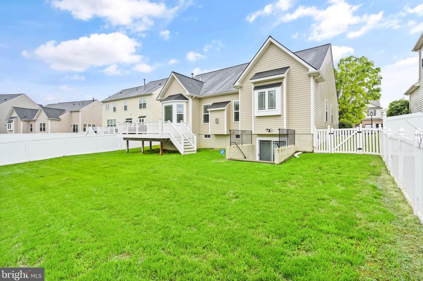 7 Aster Ln, Stafford VA  22554-5044 exterior