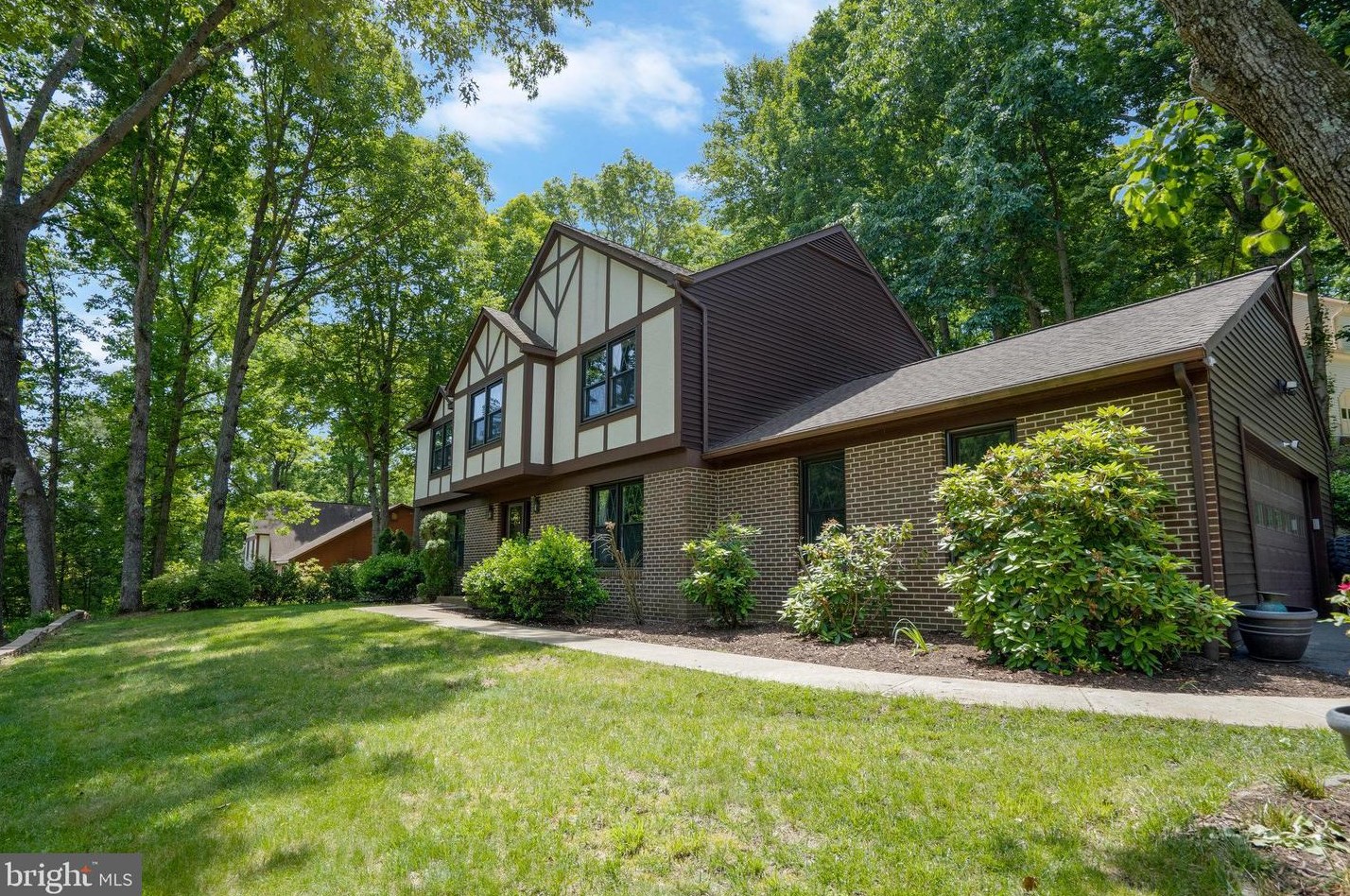 1101 Cape Cod Dr, Stafford VA  22554-2121 exterior