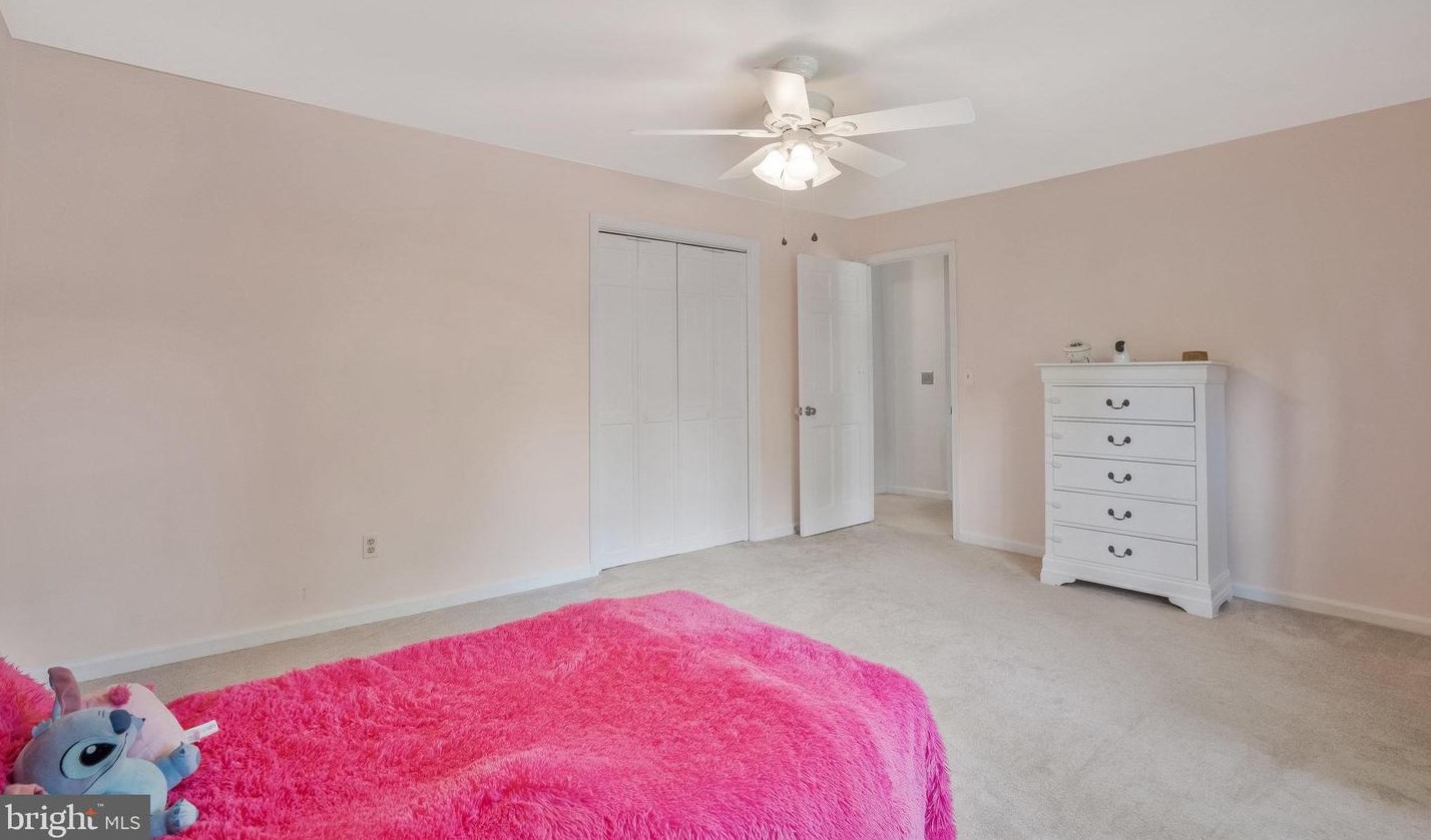 1101 Cape Cod Dr, Stafford VA  22554-2121 exterior