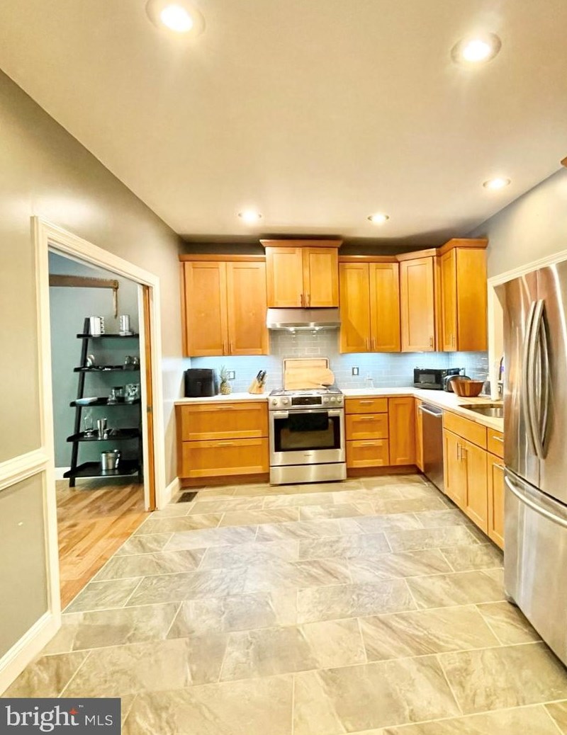610 Ben Neuis Pl, Fredericksburg, VA 22405