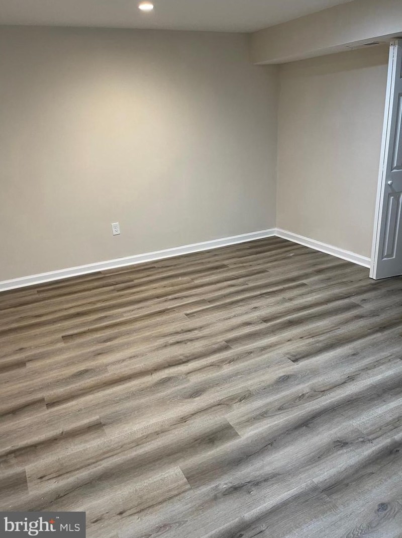 303 Carnaby St, Stafford VA 22554-8415 exterior