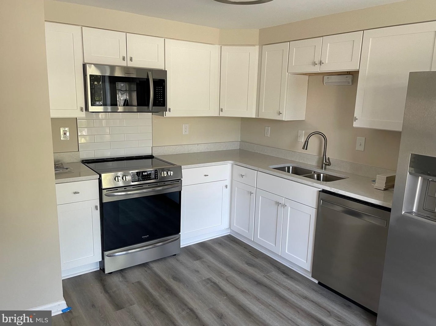 303 Carnaby St, Stafford VA 22554-8415 exterior