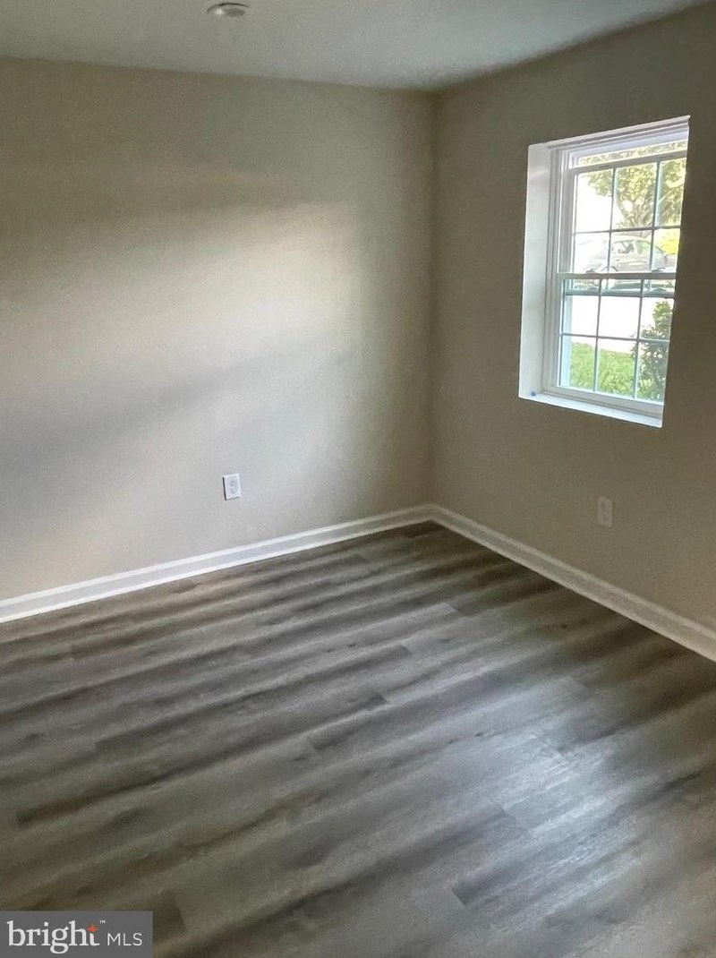 303 Carnaby St, Stafford VA 22554-8415 exterior