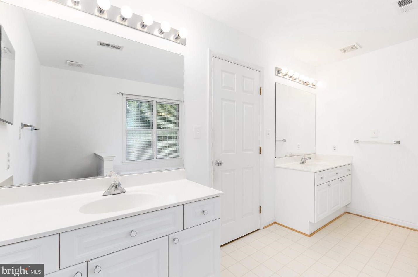 5 Scotland Cir, Stafford VA 22554-7612 exterior