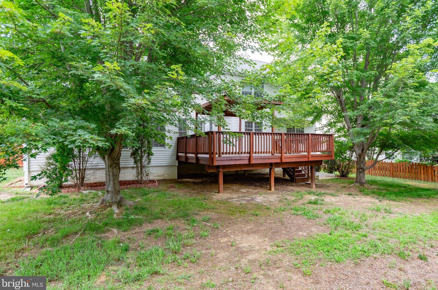 5 Scotland Cir, Stafford VA 22554-7612 exterior