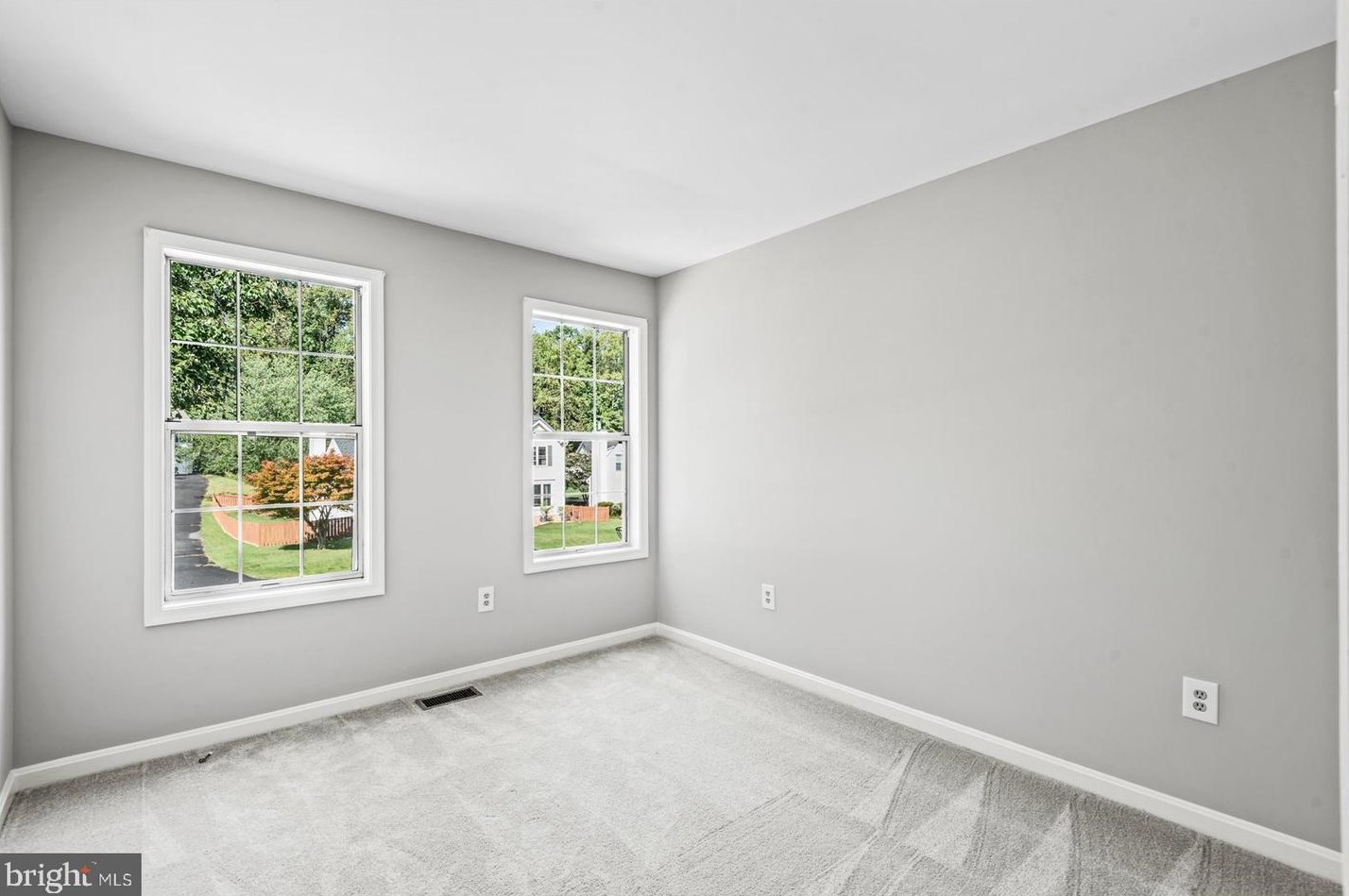 10 Darbywood Ct, Stafford VA 22554-7848 exterior