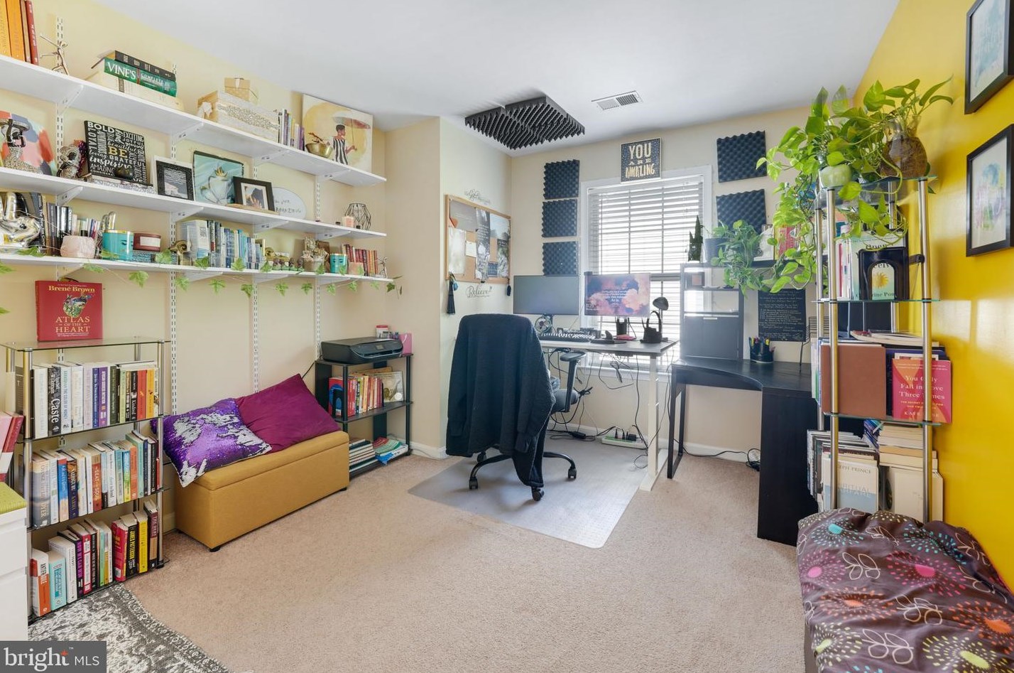 16 Regency Dr, Stafford VA 22554-7832 exterior