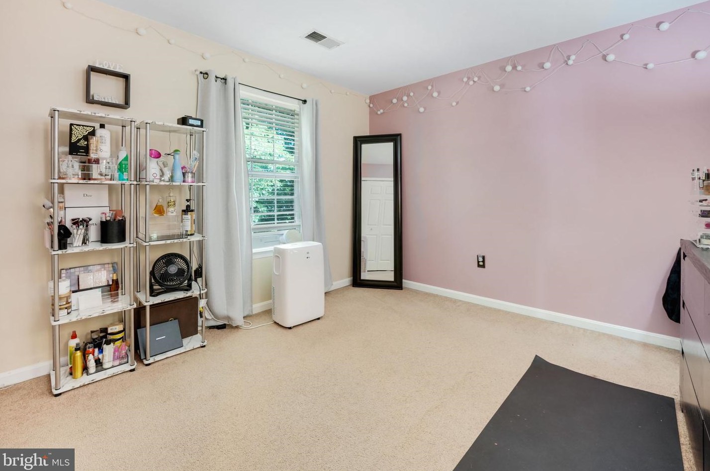 16 Regency Dr, Stafford VA 22554-7832 exterior