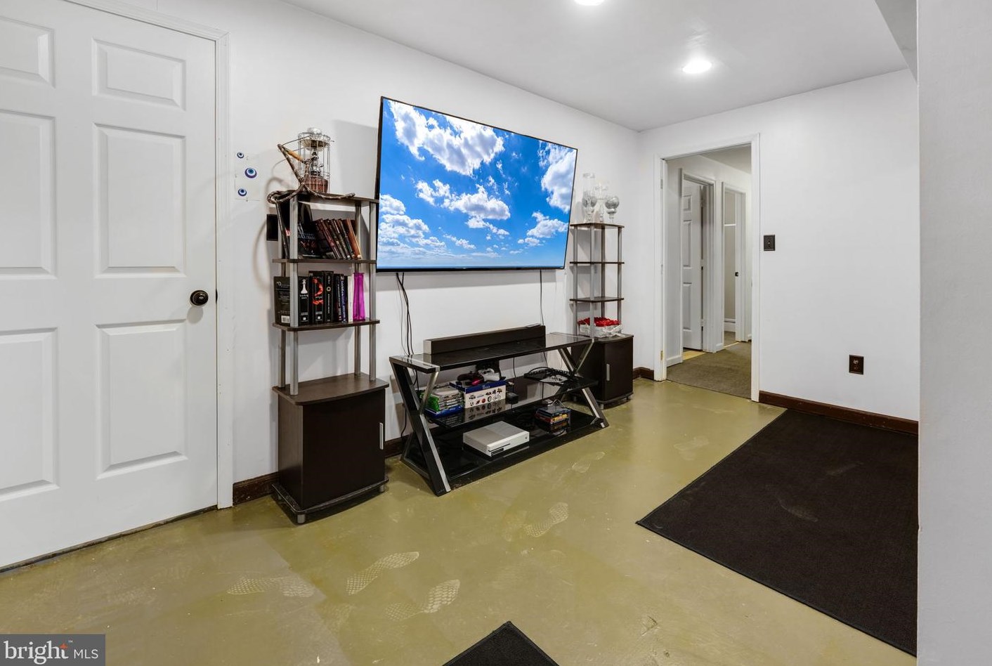 16 Regency Dr, Stafford VA 22554-7832 exterior