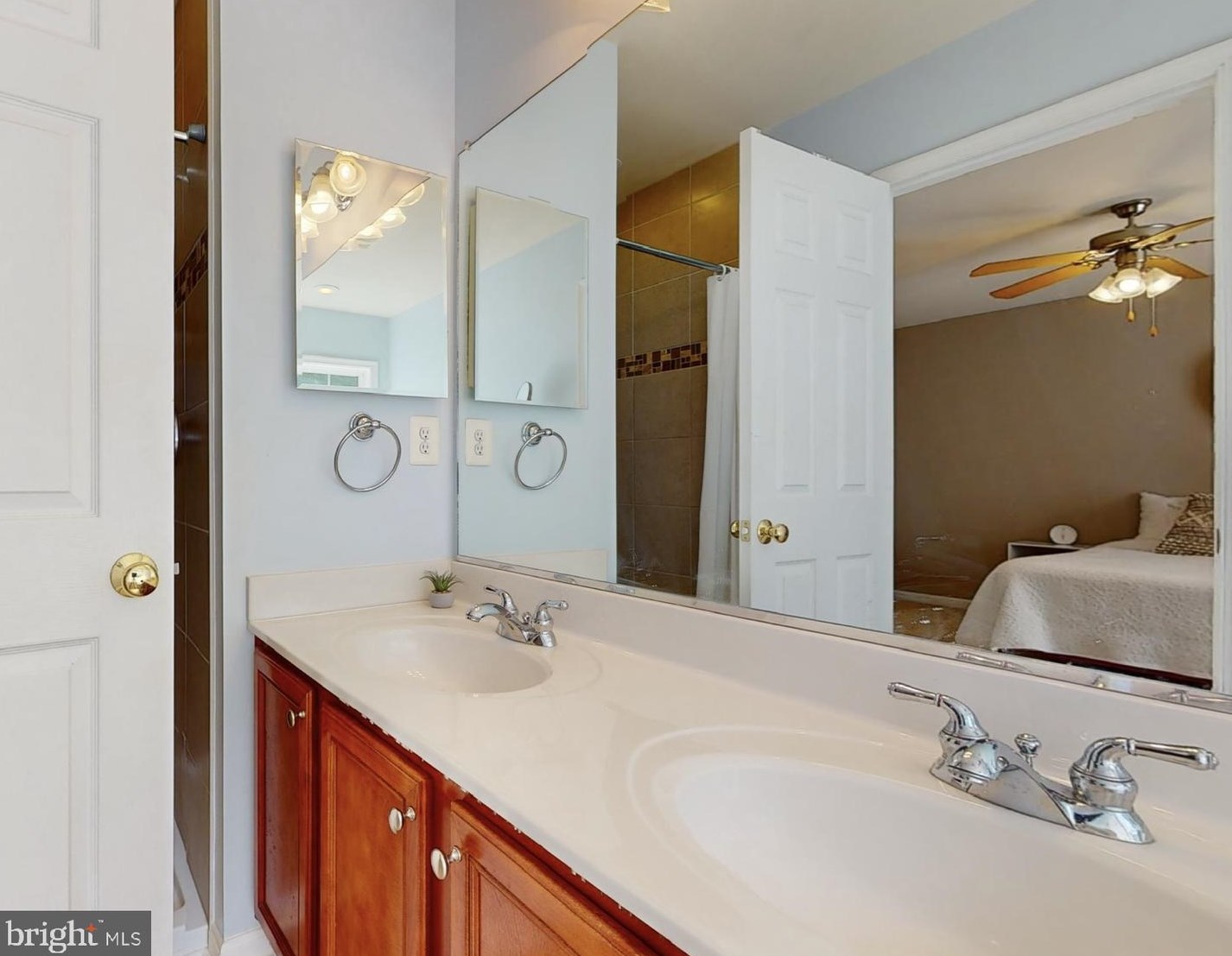 206 Breakers Edge Ct, Stafford VA  22554-4509 exterior