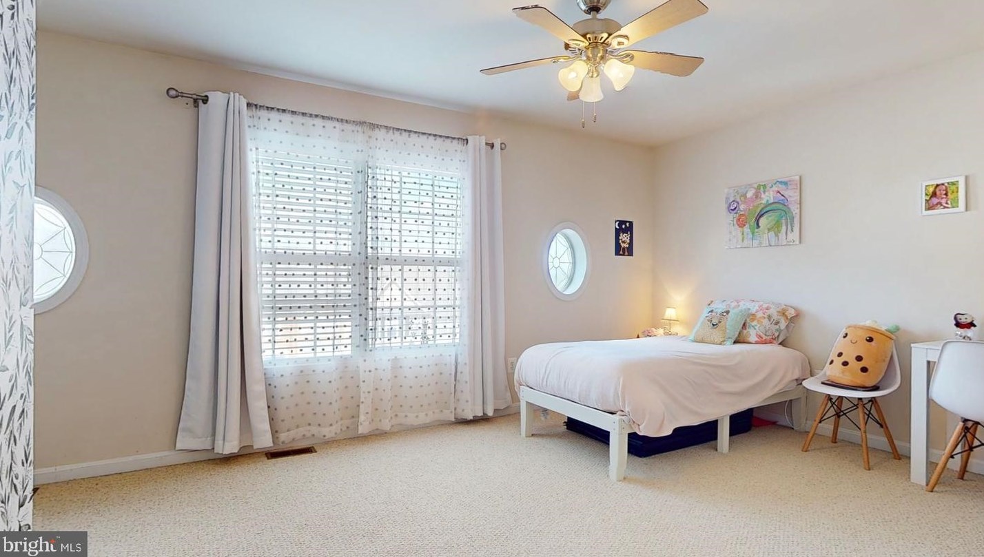 206 Breakers Edge Ct, Stafford VA  22554-4509 exterior