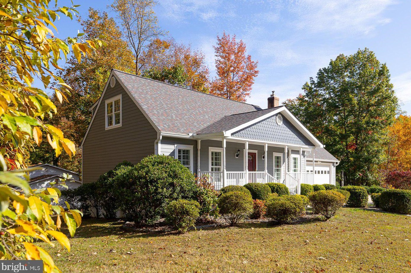 111 Oakwood Dr, Stafford VA  22554-3924 exterior