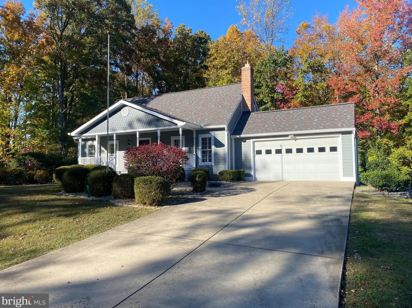 111 Oakwood Dr, Stafford VA  22554-3924 exterior