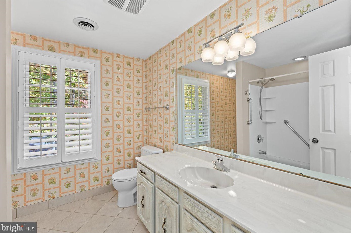 111 Oakwood Dr, Stafford VA  22554-3924 exterior