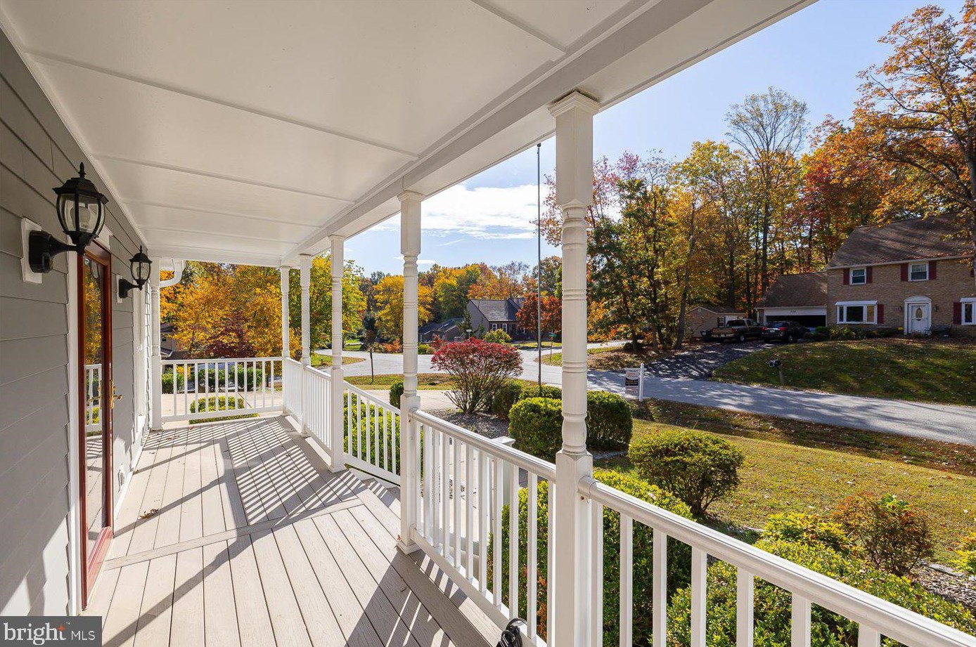 111 Oakwood Dr, Stafford VA  22554-3924 exterior