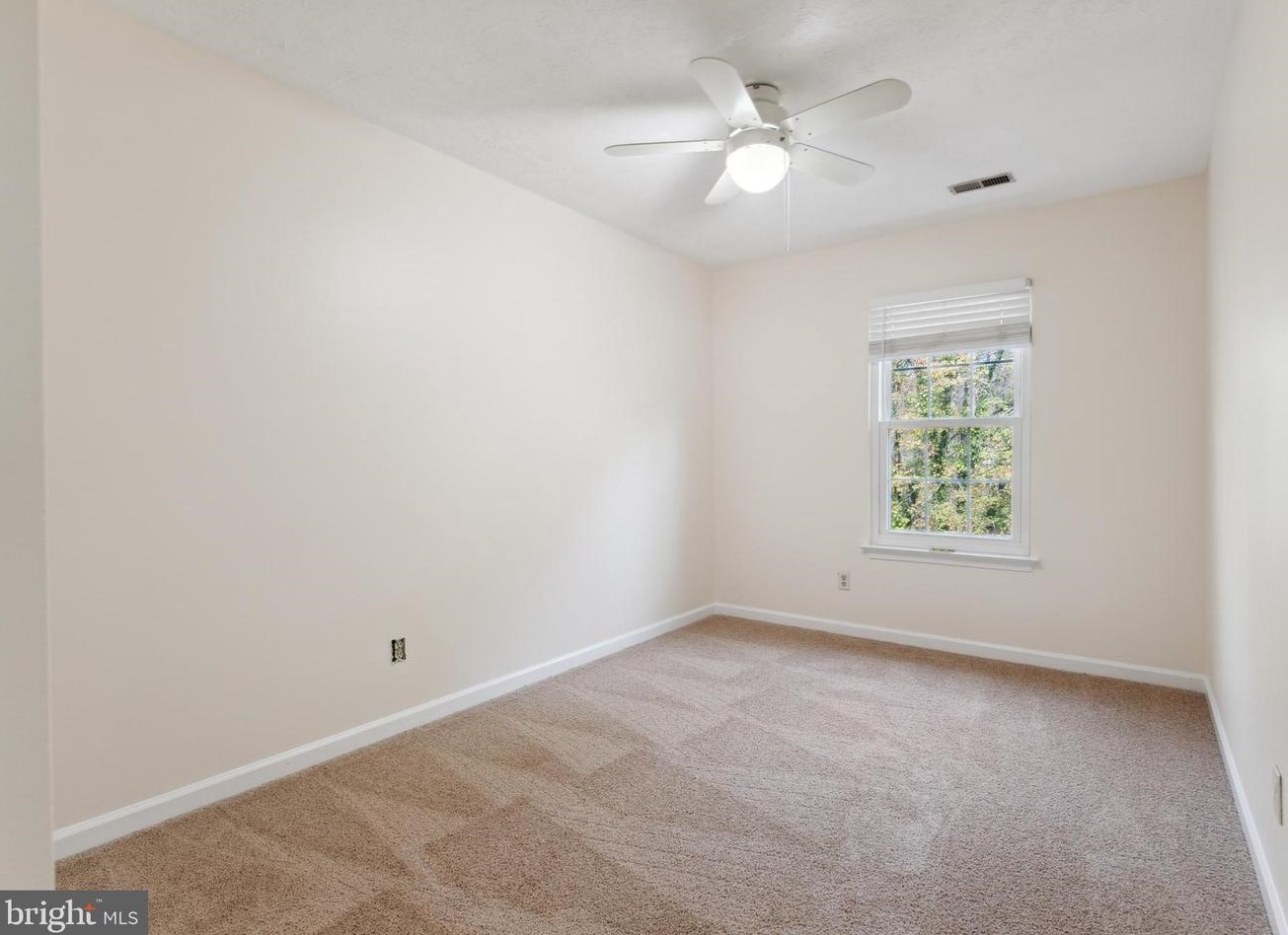 509 Mews Ct, Stafford VA  22556-3894 exterior