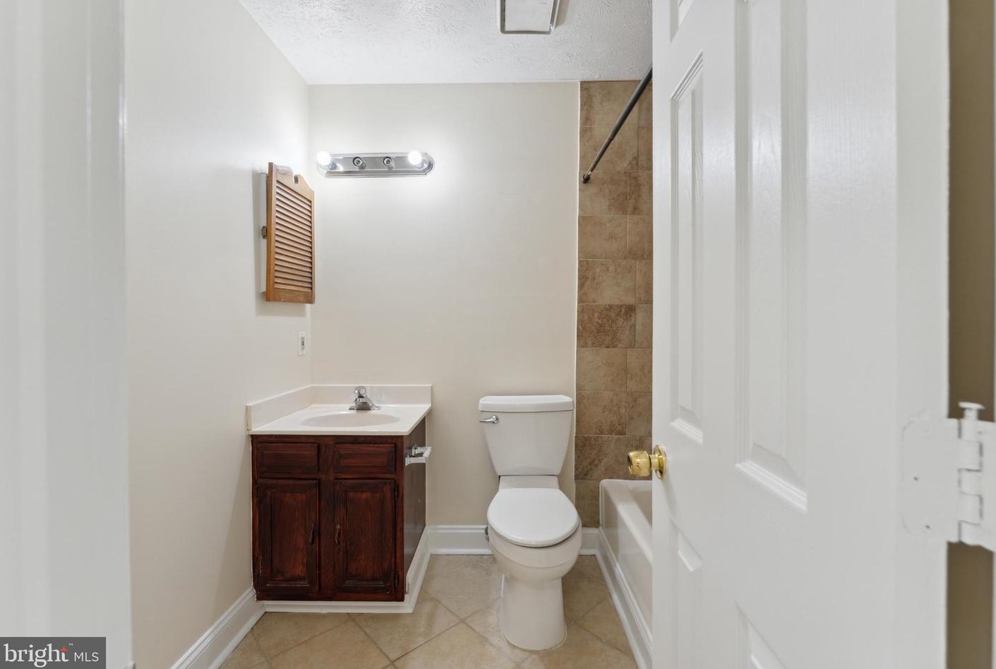 509 Mews Ct, Stafford VA  22556-3894 exterior