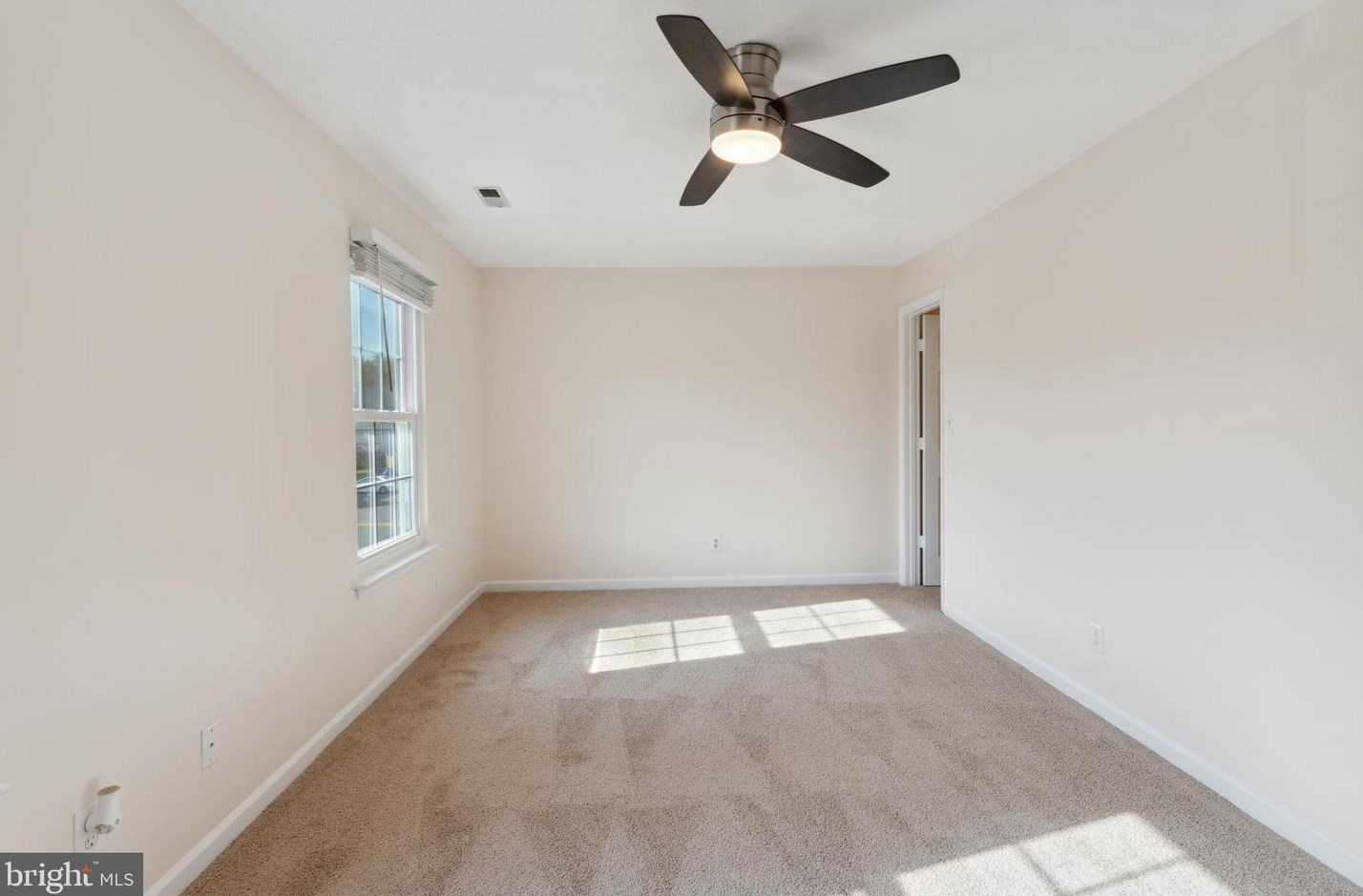 509 Mews Ct, Stafford VA  22556-3894 exterior