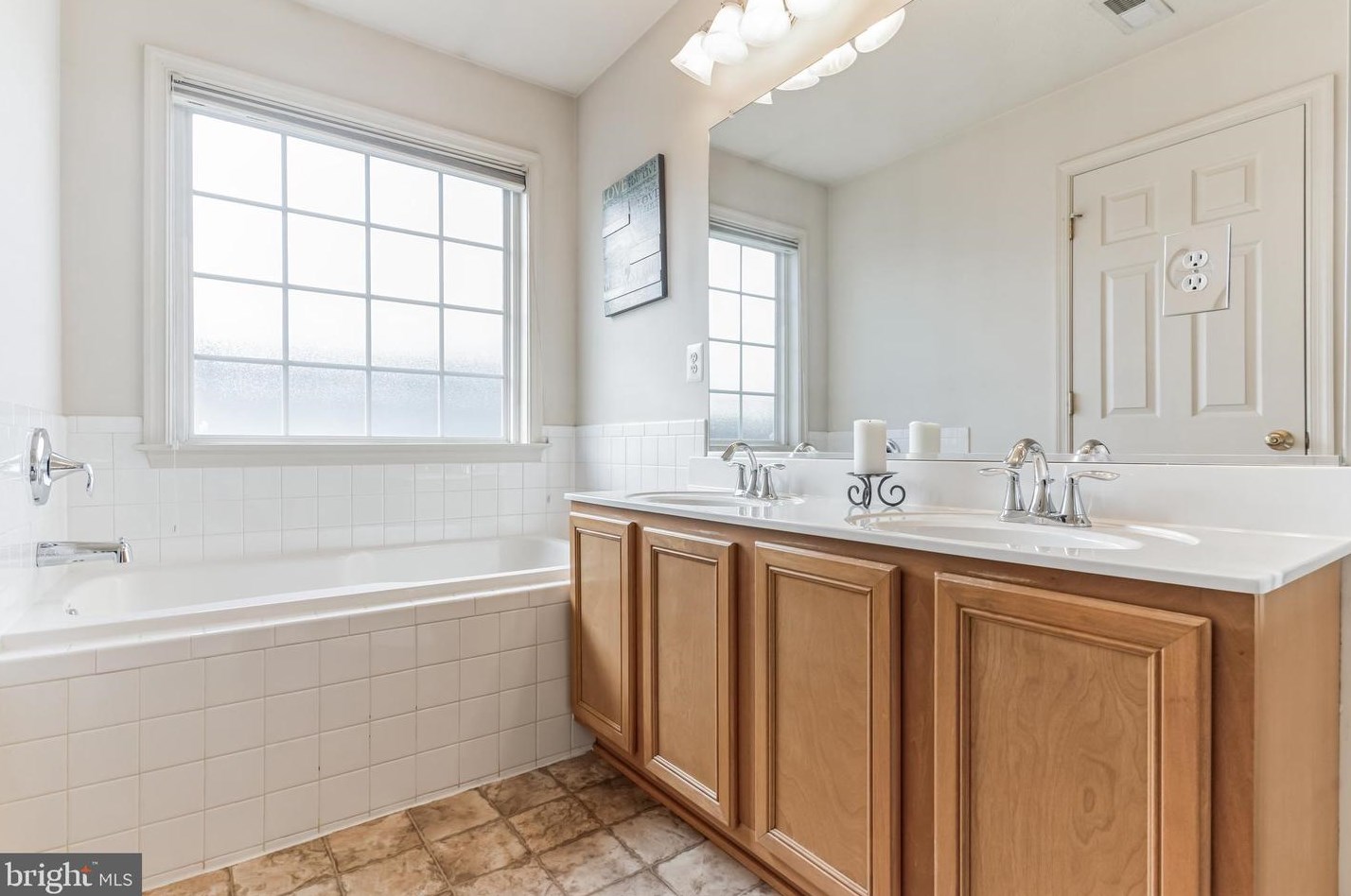 204 Spinnaker Way, Stafford VA  22554-4516 exterior