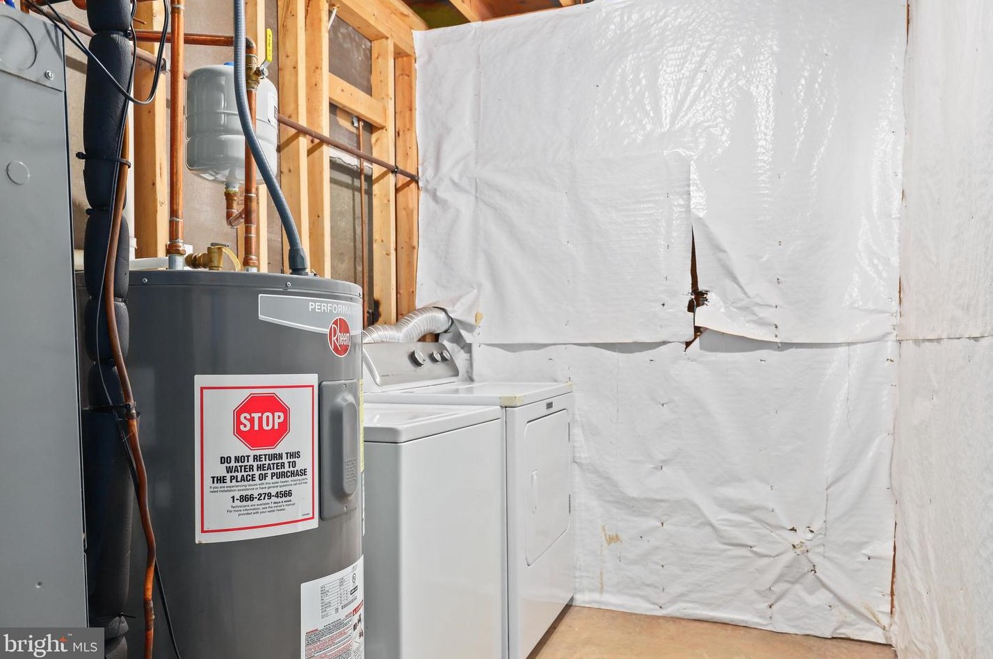 113 Barbara Ann Dr, Stafford VA  22554-7904 exterior