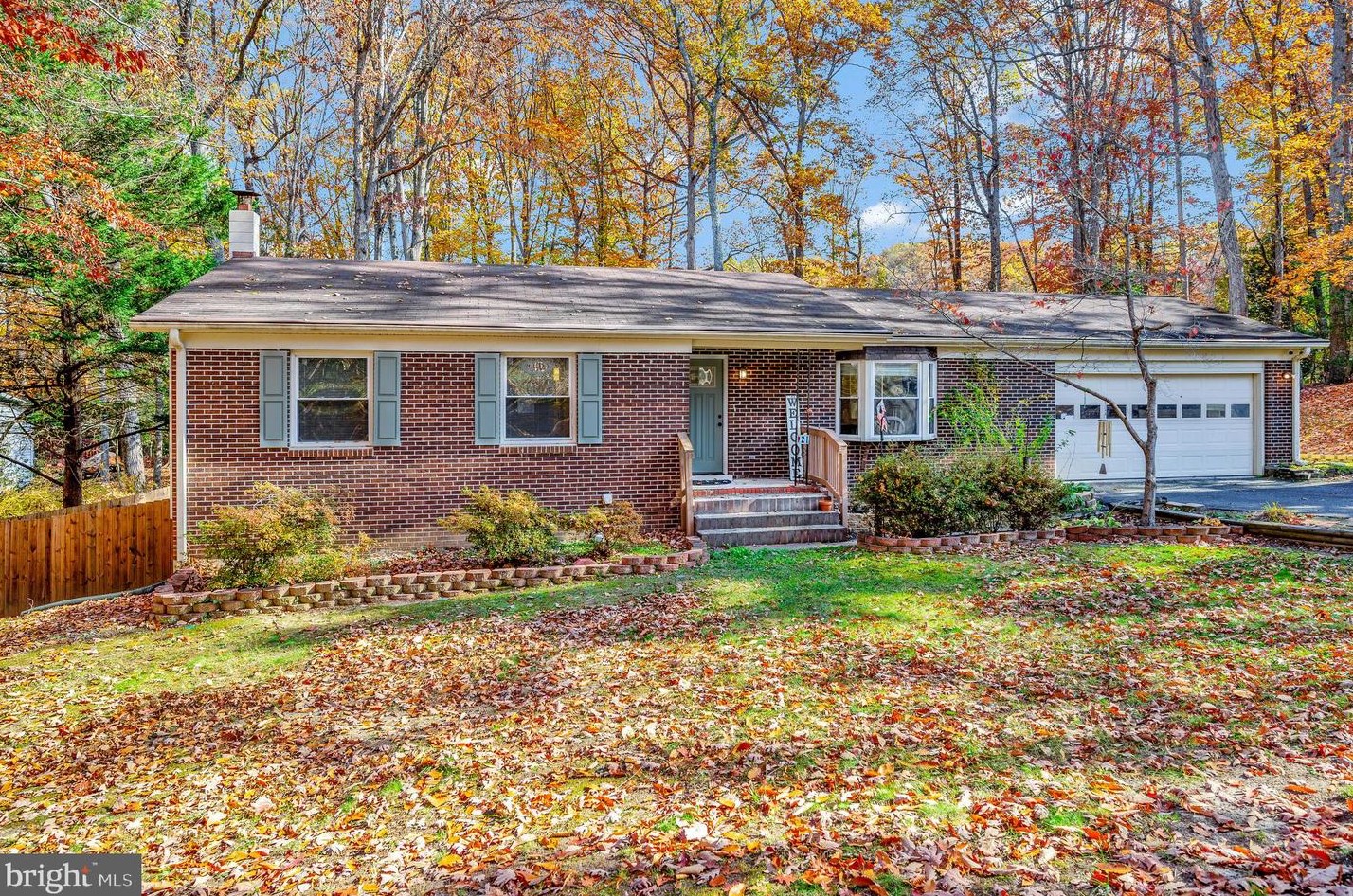 21 Greenridge Dr, Stafford VA  22554-5122 exterior