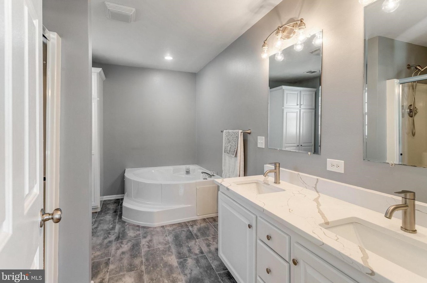 53 Acadia St, Stafford VA 22554-7746 exterior