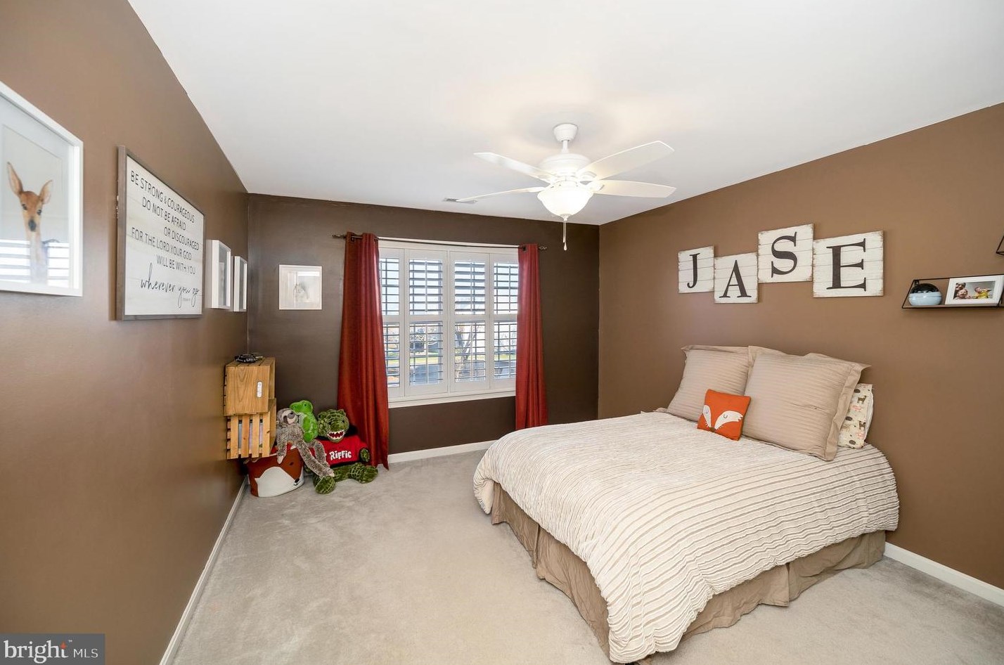 17 Pin Oak Ct, Stafford VA  22554-7923 exterior