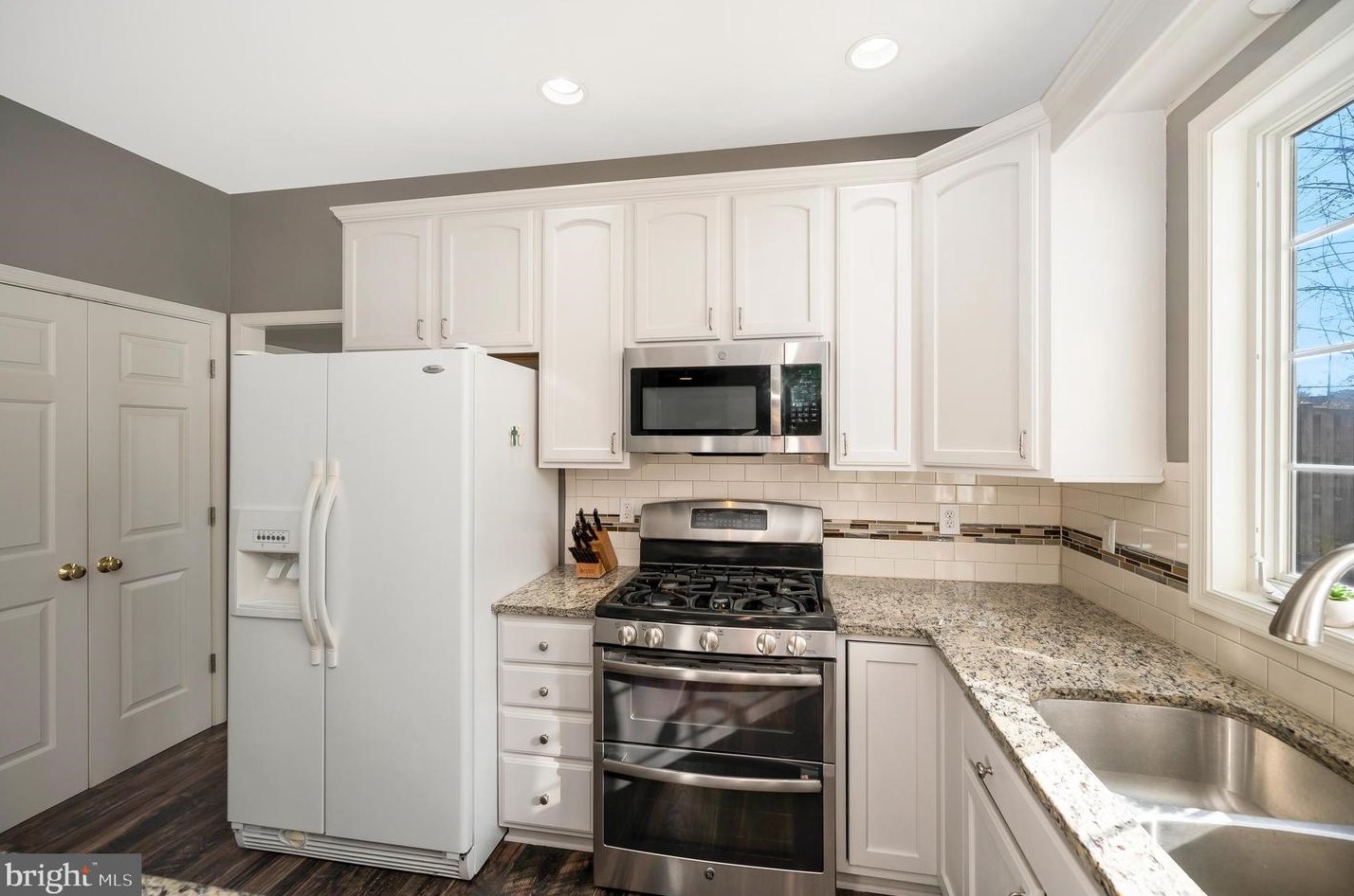 17 Pin Oak Ct, Stafford VA  22554-7923 exterior