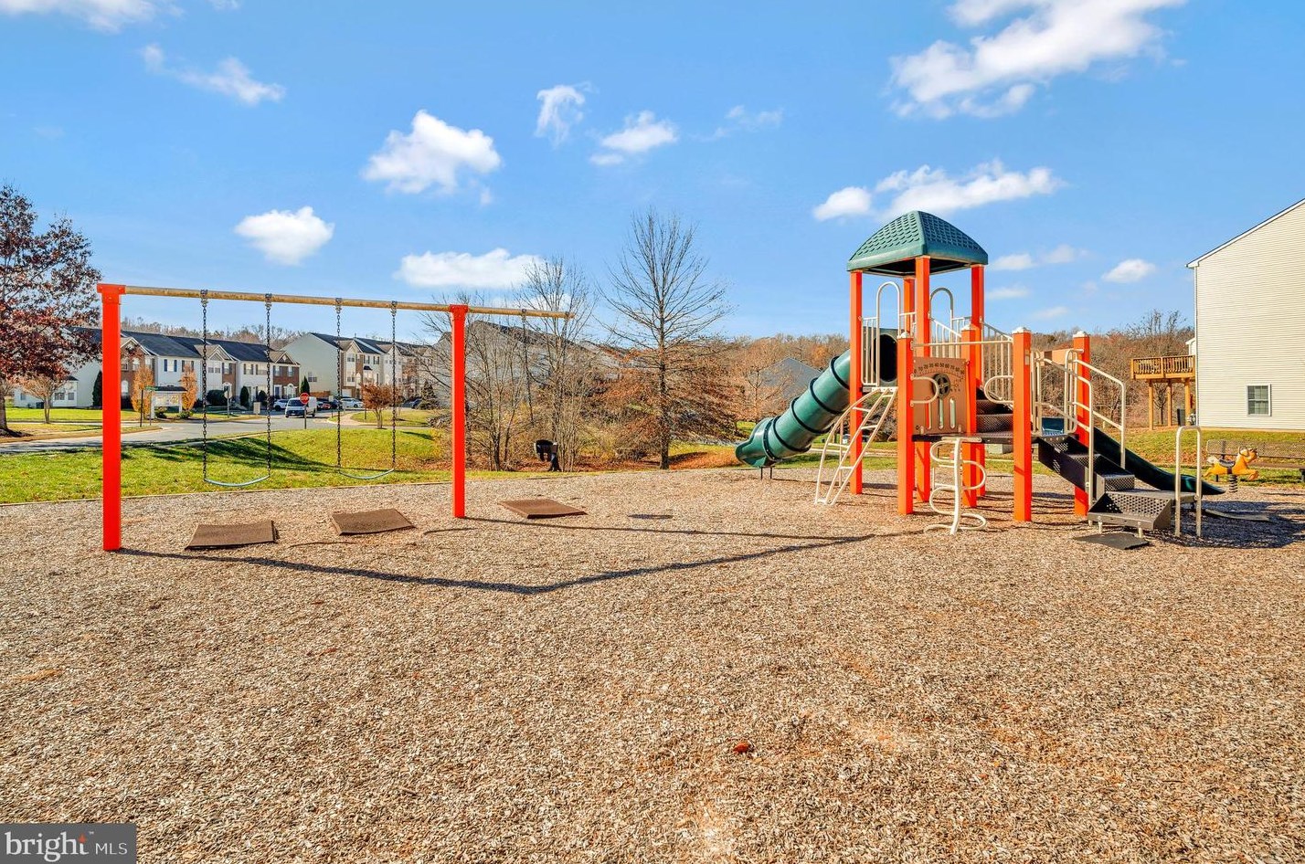 106 Blossom Ln, Stafford VA  22554-4868 exterior
