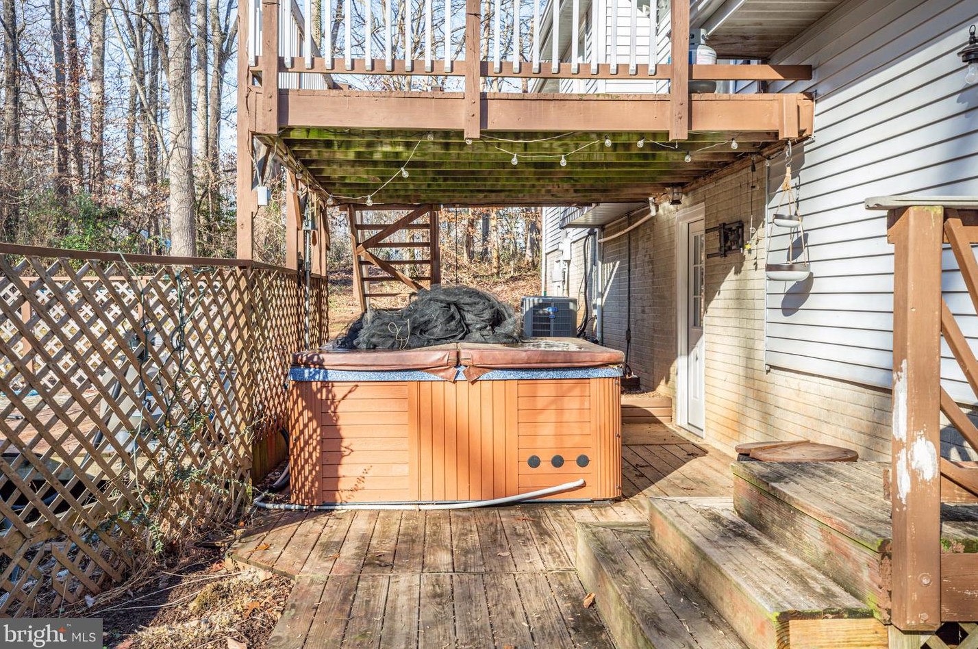 93 Dunbar Dr, Stafford VA  22556-6002 exterior