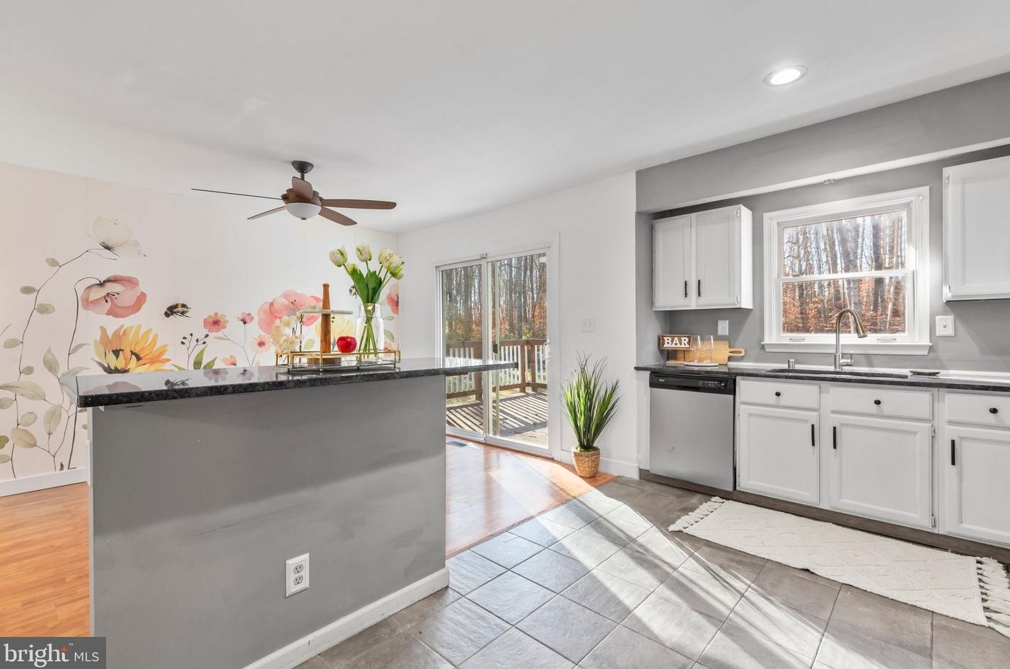 93 Dunbar Dr, Stafford VA  22556-6002 exterior