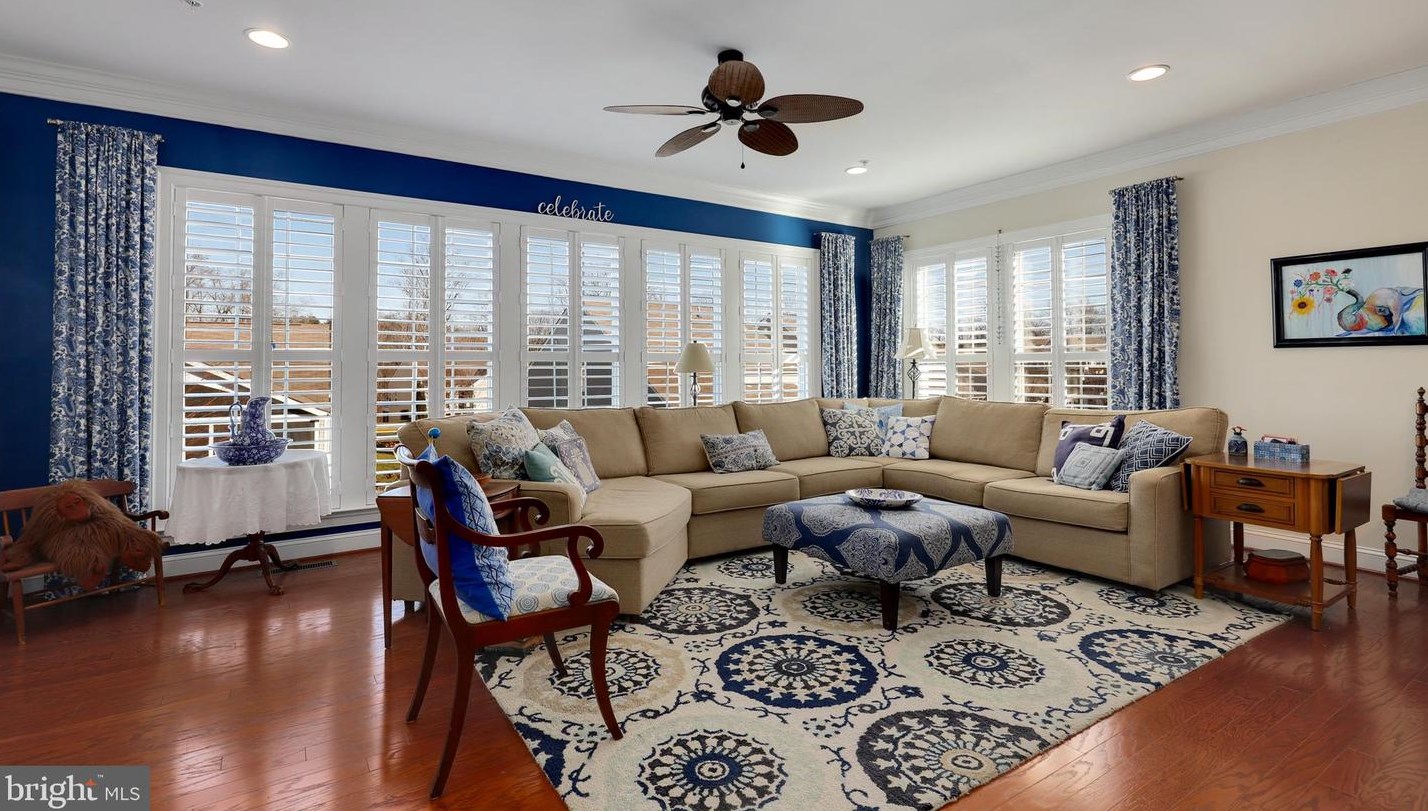 26 Table Bluff Dr, Fredericksburg VA  22406-5458 exterior