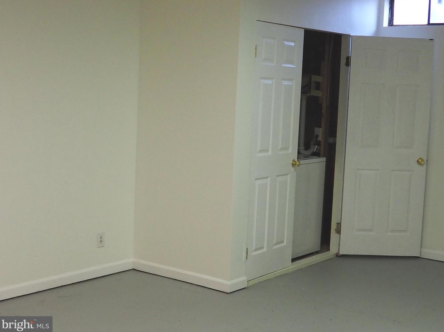 401 Madison Ct, Stafford VA  22556-9068 exterior