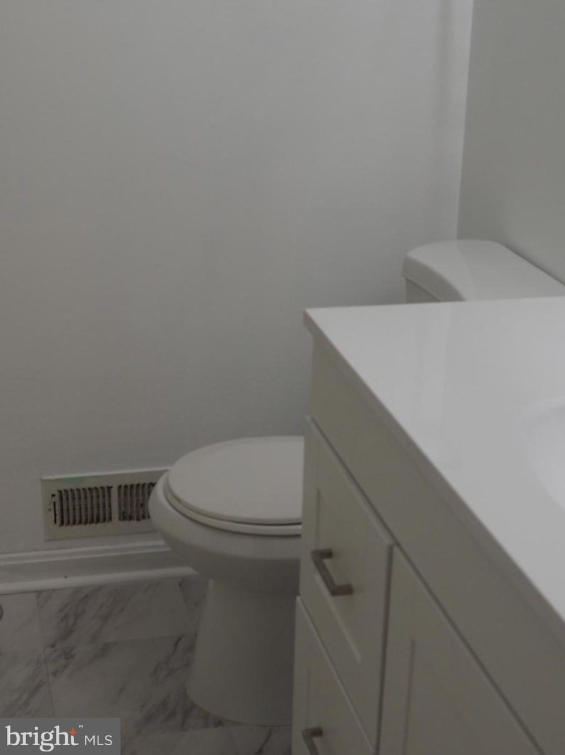 401 Madison Ct, Stafford VA  22556-9068 exterior