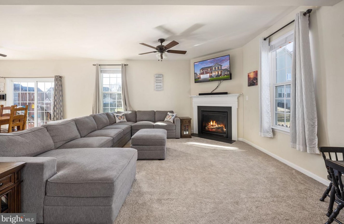 28 Royal Crescent Way, Fredericksburg VA  22406-7296 exterior