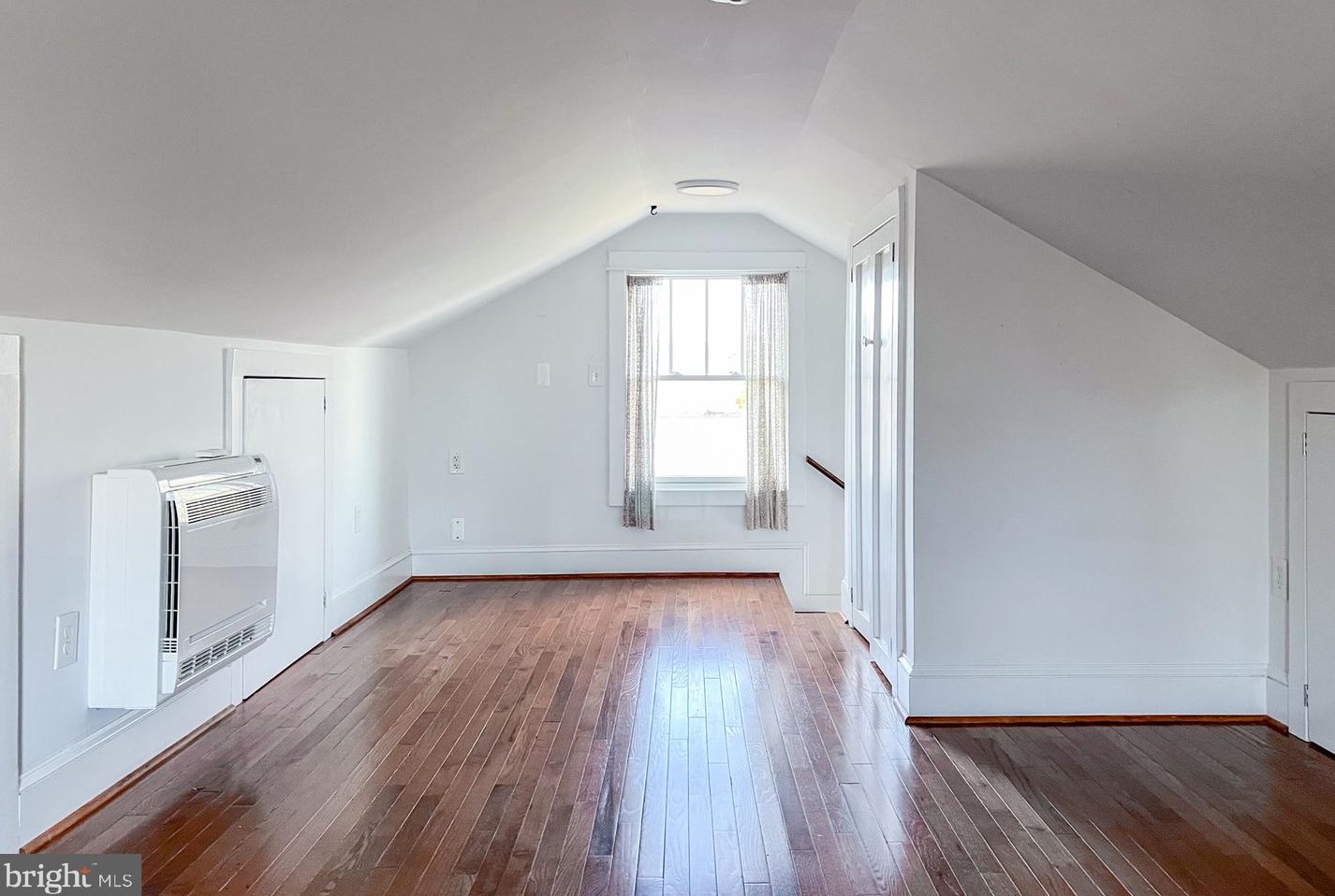 110 Madison Ave, Fredericksburg VA  22405-2527 exterior