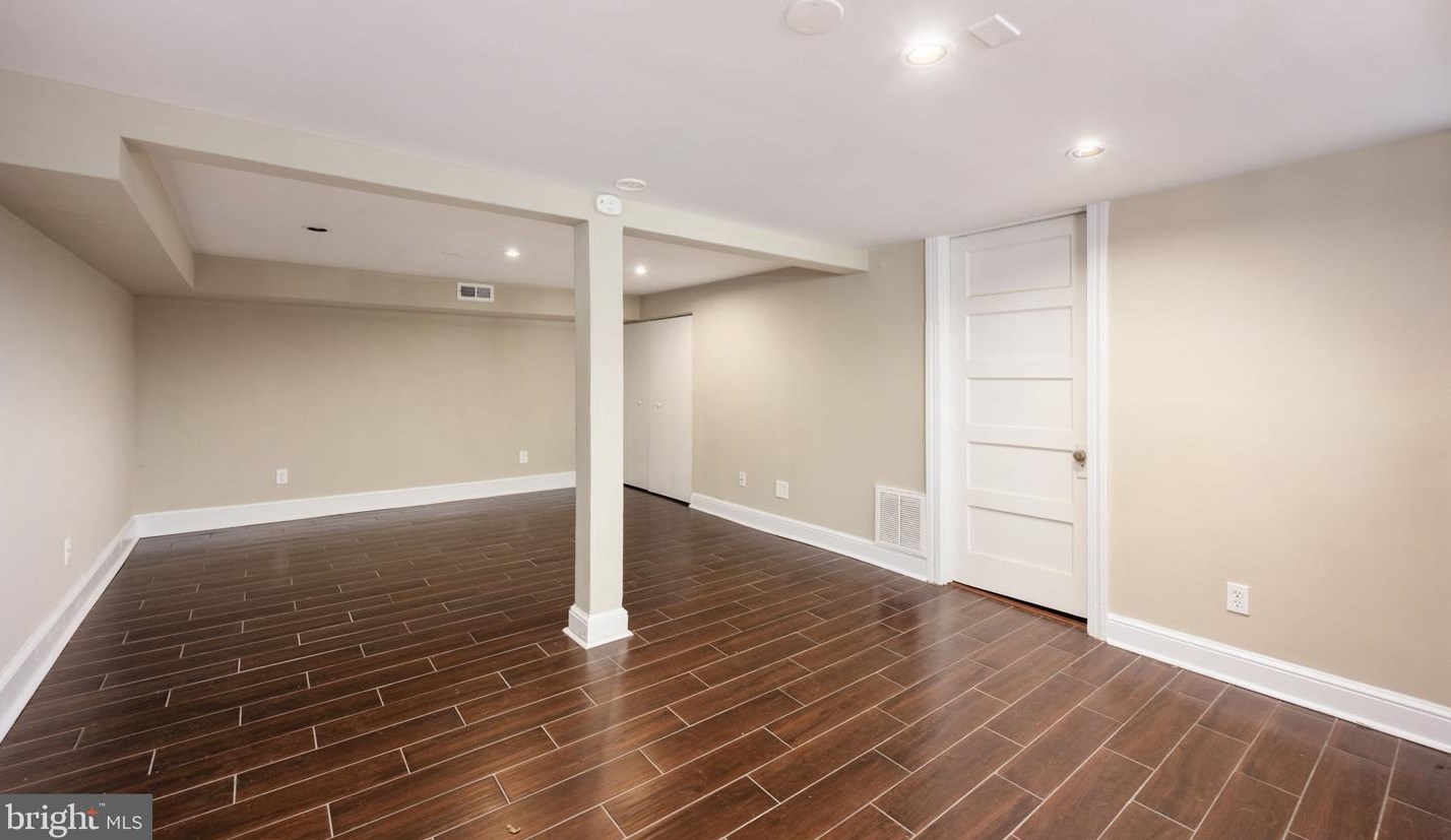 110 Madison Ave, Fredericksburg VA  22405-2527 exterior