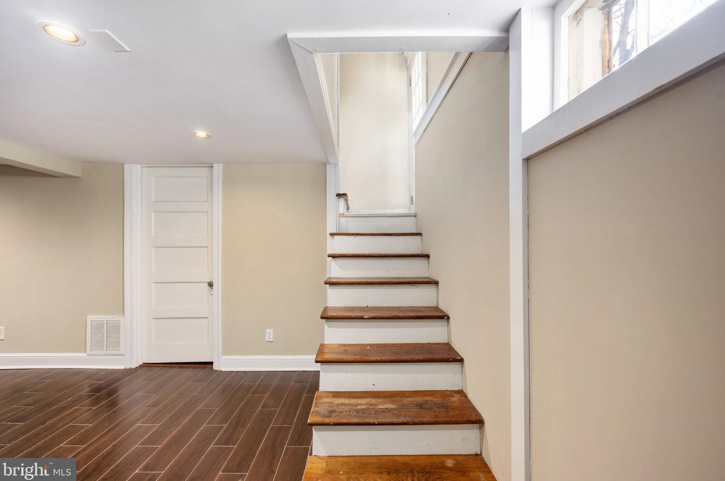 110 Madison Ave, Fredericksburg VA  22405-2527 exterior