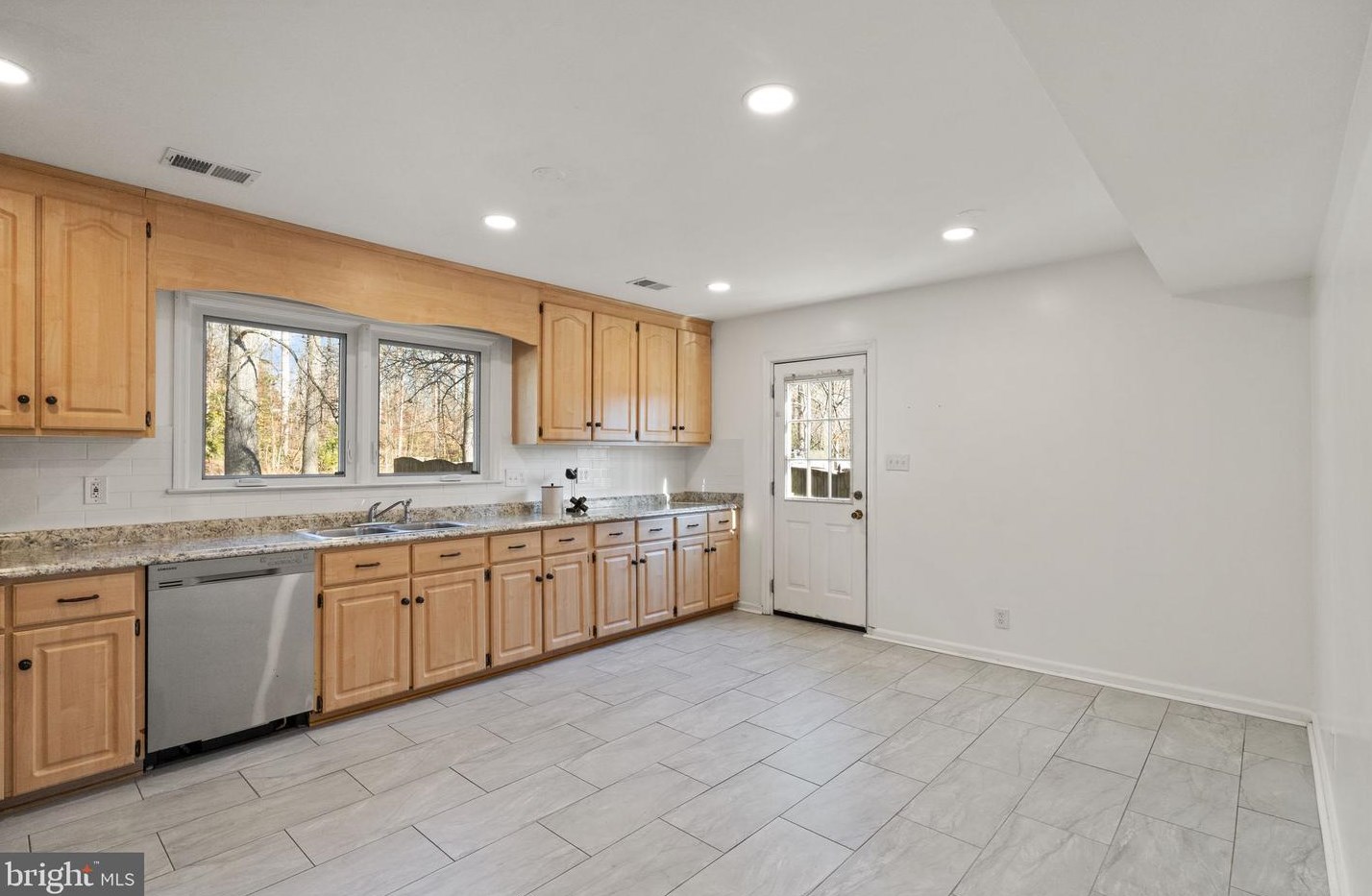 107 Pilgrim Cv, Stafford VA  22554-2033 exterior