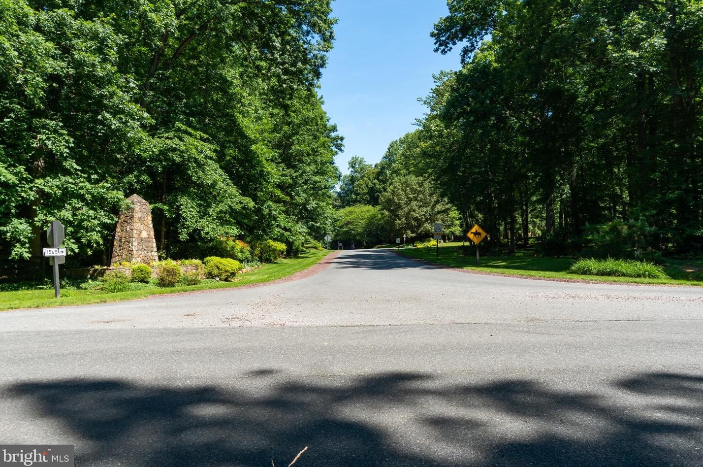 8 Riva Ridge Ln, Stafford VA  22556-6670 exterior