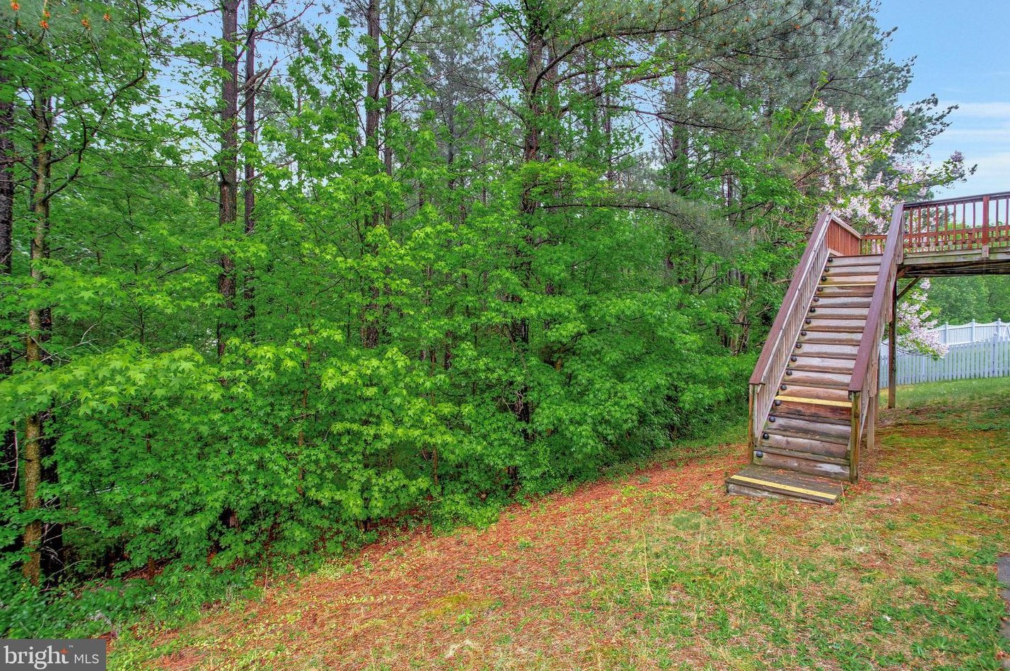 24 Aster Ln, Stafford VA 22554-5044 exterior