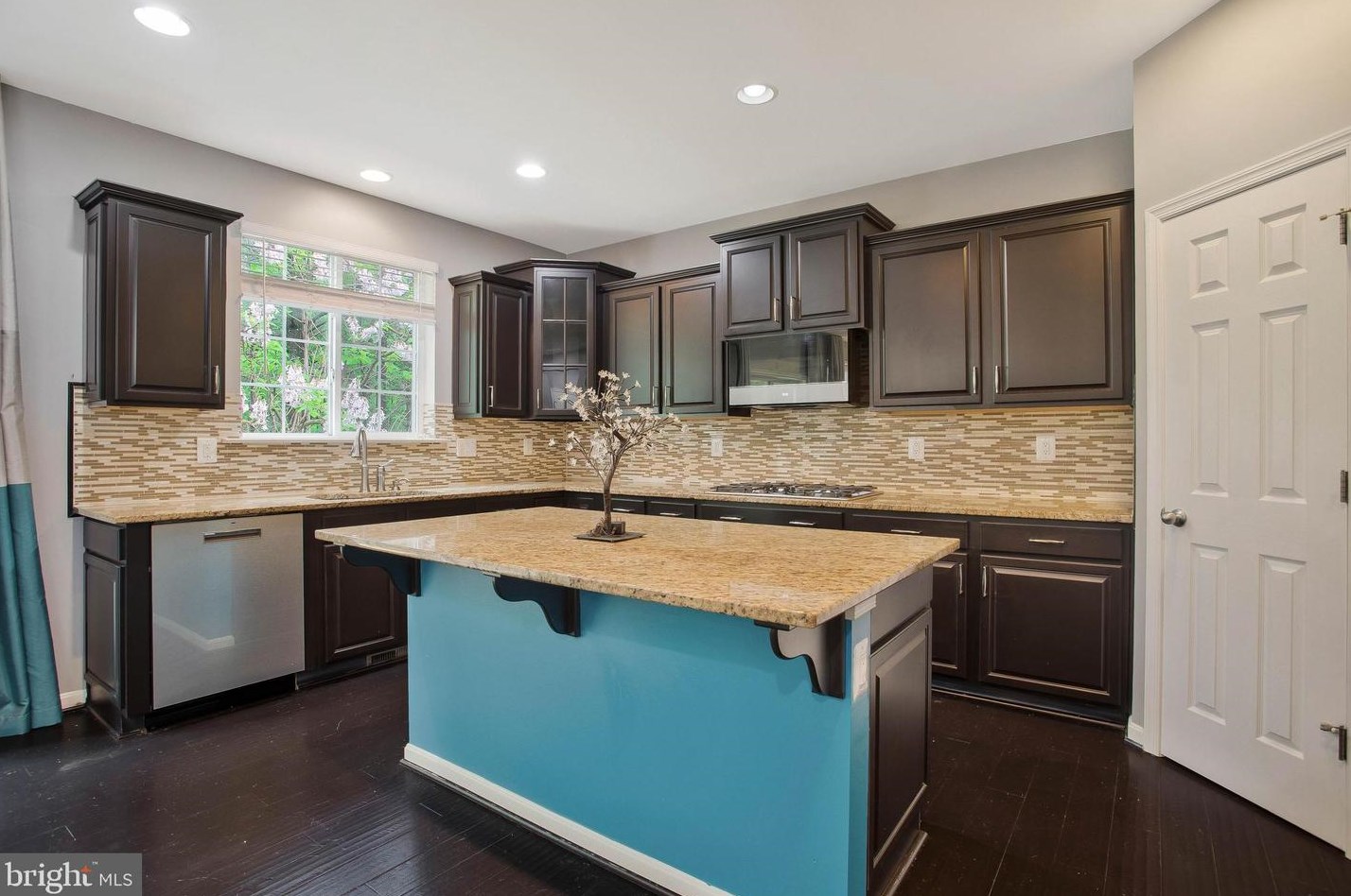 24 Aster Ln, Stafford VA 22554-5044 exterior