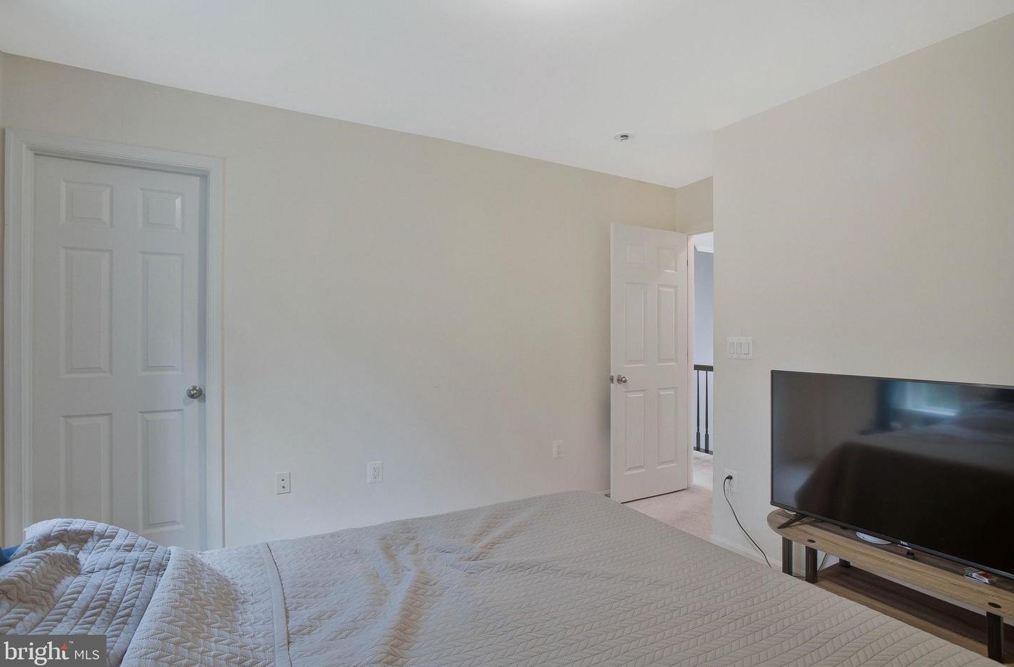 24 Aster Ln, Stafford VA 22554-5044 exterior