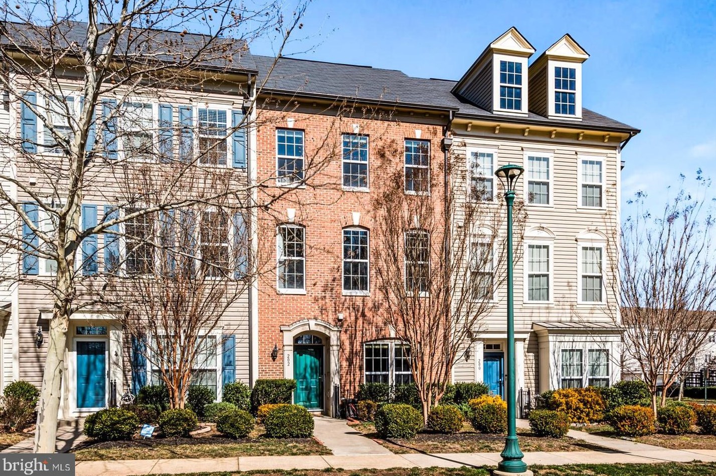 202 Shields Rd, Stafford VA  22554-2567 exterior