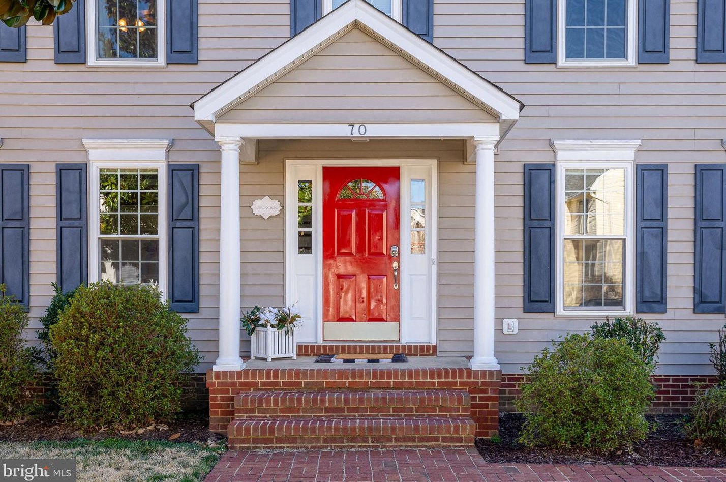 70 Green Hill Ln, Fredericksburg VA  22405 exterior