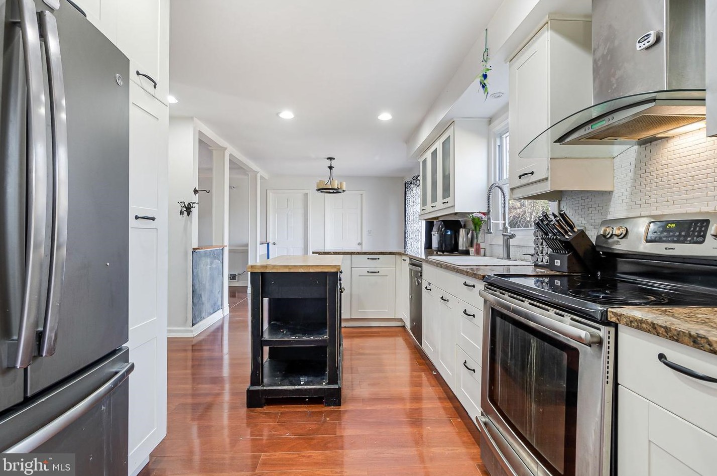 1024 Isabella Dr, Stafford VA  22554-2021 exterior