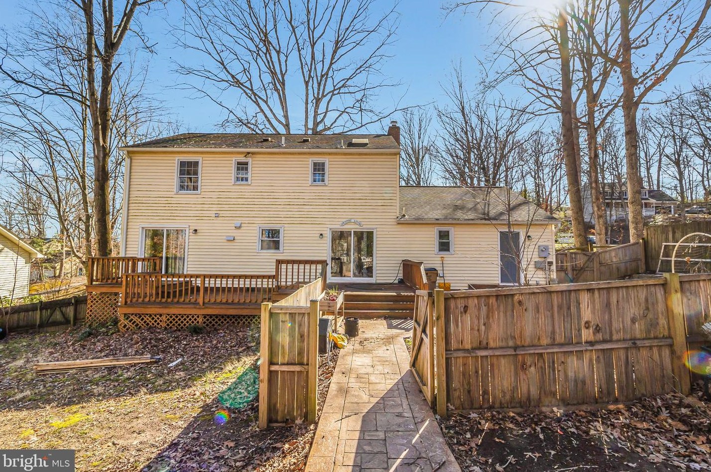 1024 Isabella Dr, Stafford VA  22554-2021 exterior